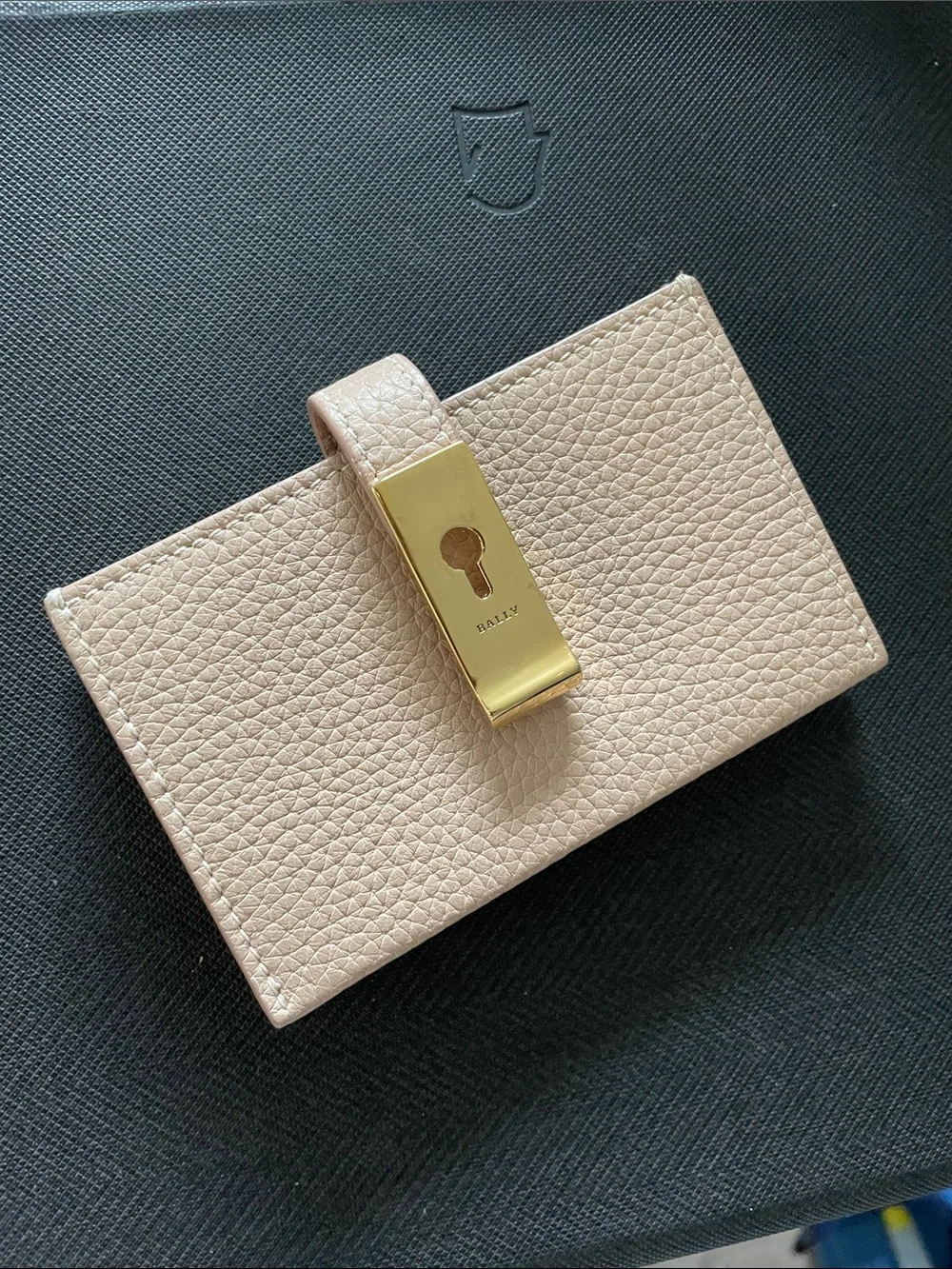 Bally Alil Card Holder in Taupe / Beige Pebbled Leather with Gold Lock